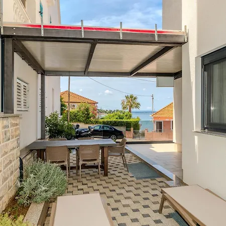 Amazing Seaside Oliva In